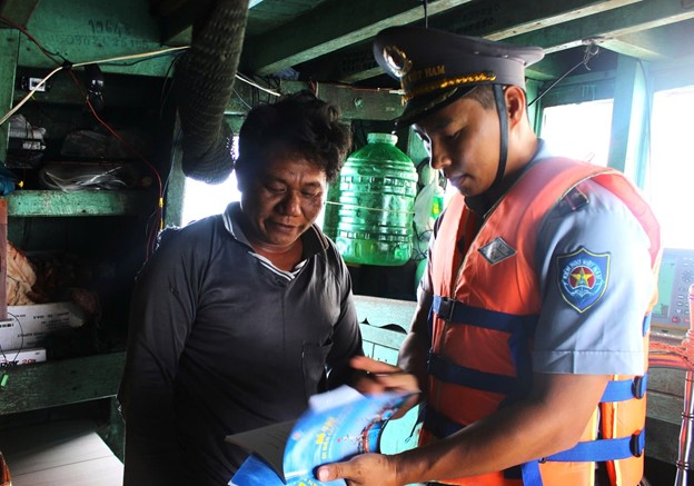 Chi cục Kiểm ngư Vùng V mở đợt cao điểm tuần tra, kiểm soát trên vùng biển Tây Nam bộ, chống khai thác IUU