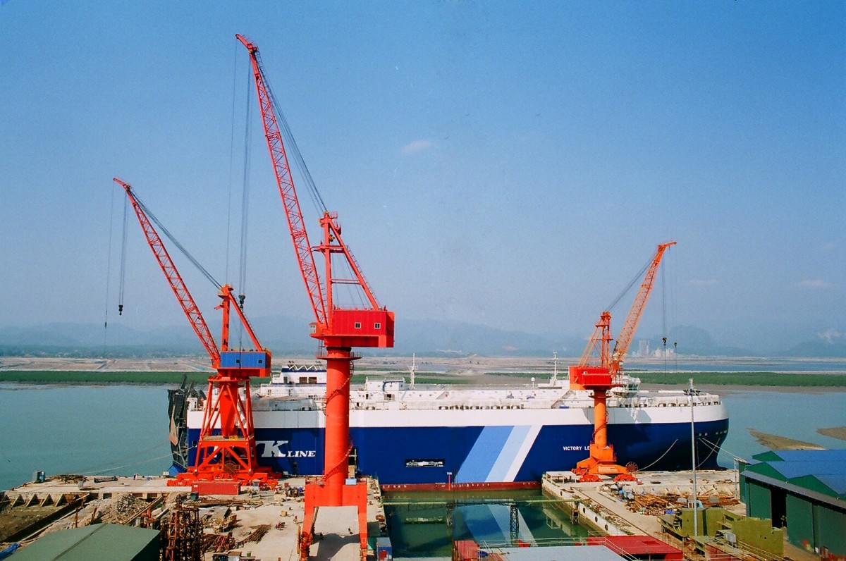 Tàu thủy Việt Nam