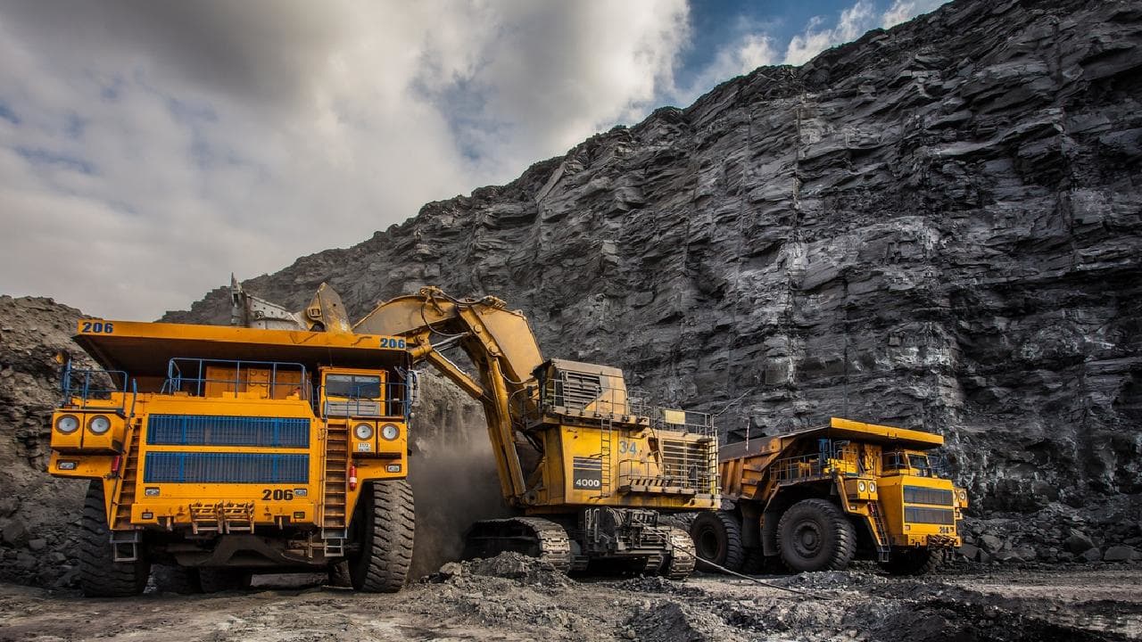 Sự khắc nghiệt trong ngành than đá - Yêu cầu cao trong liên lạc kết nối