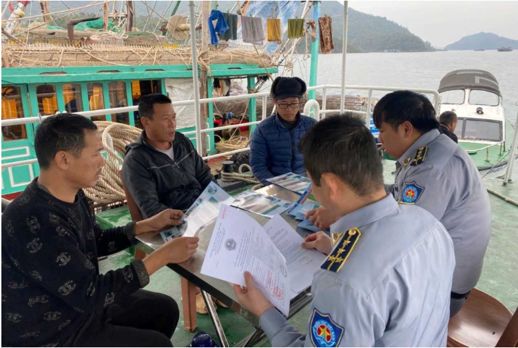 Quảng Ninh thực hiện kiểm tra, kiểm soát trong hoạt động khai thác thuỷ sản trên biển.